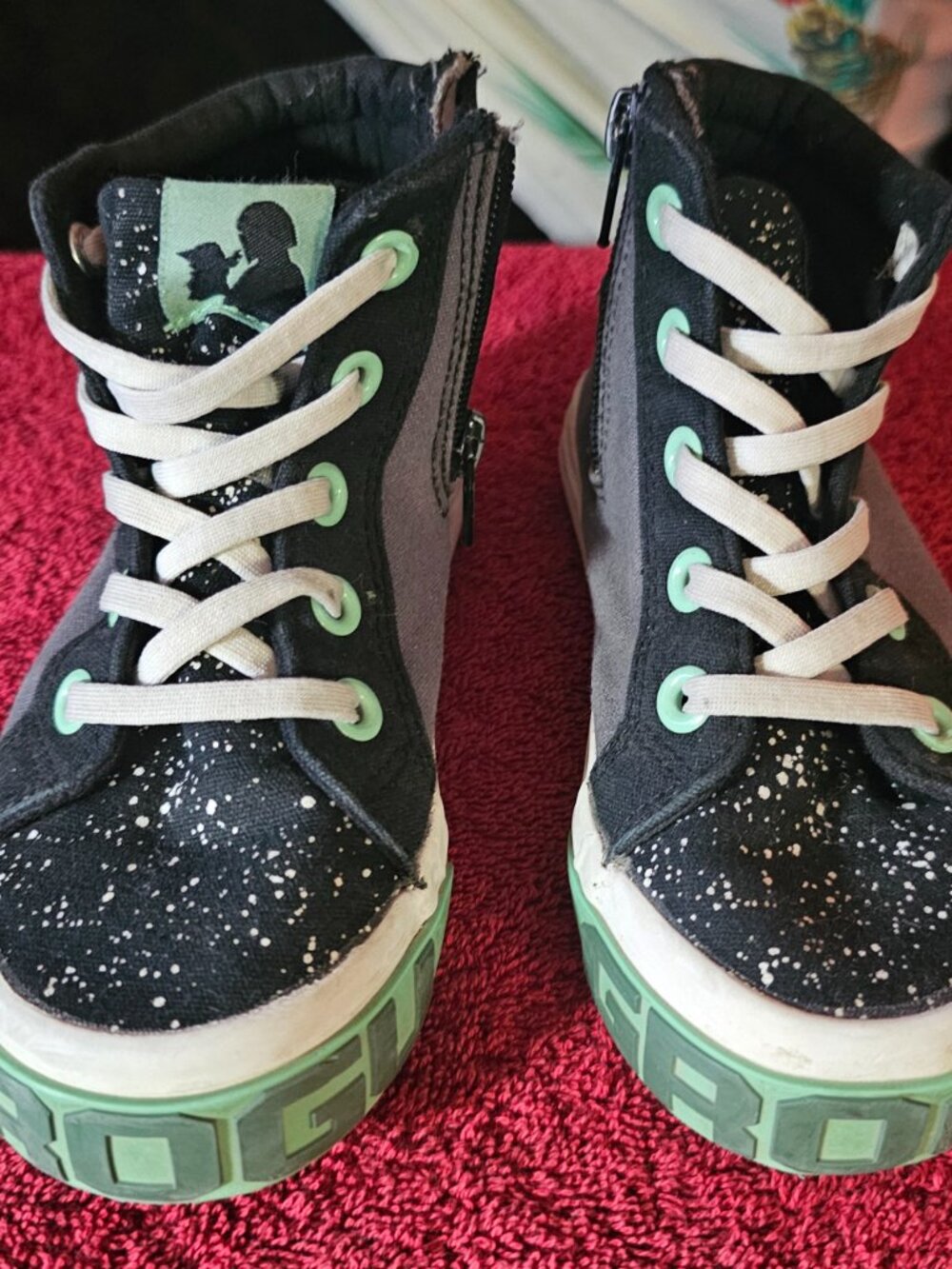 Ground Up Toddler’s The Mandalorian Baby Yoda High Top Sneaker Shoes Size 11